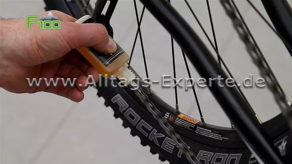 Dr. Wack - F100 Fahrrad Kettenöl - extreme Leichtgängigkeit aller  beweglichen Teile, Aerosoldose 300ml