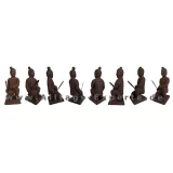 Knieender Krieger Figur